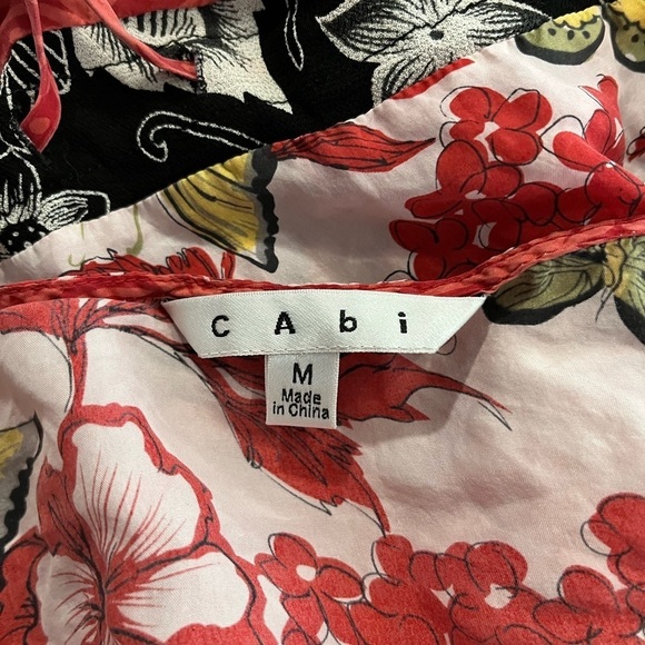 CABI 100% Silk Empire Butterfly Sleeveless Blouse - Picture 8 of 9